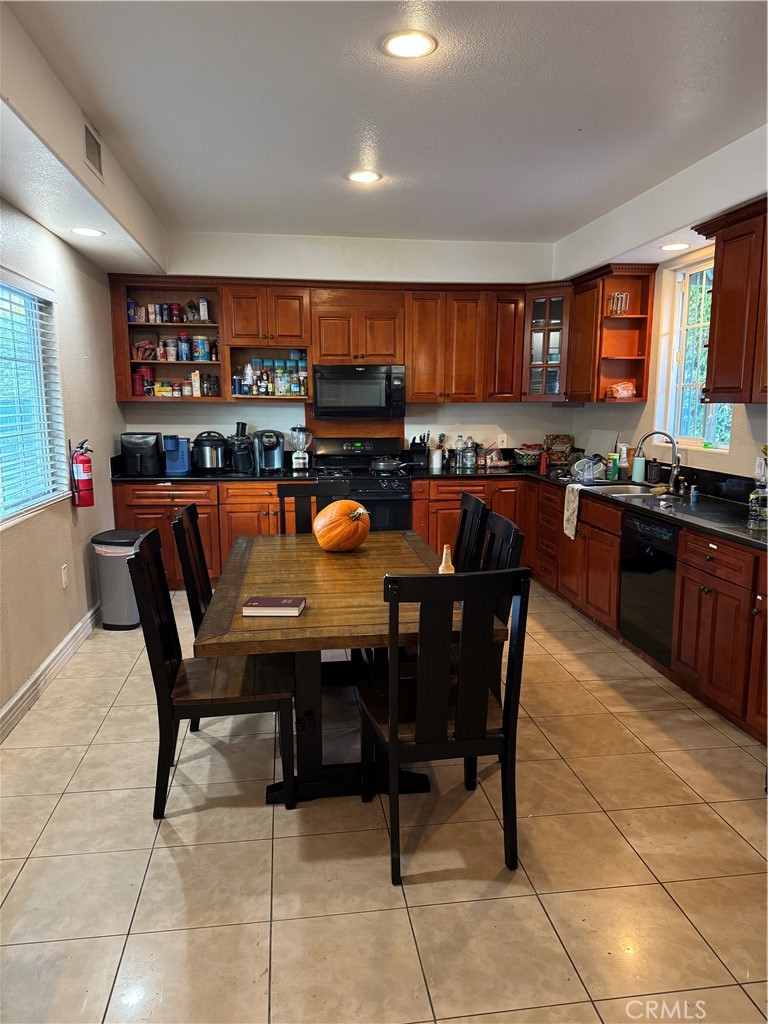 MLS #PW25264816 image #3