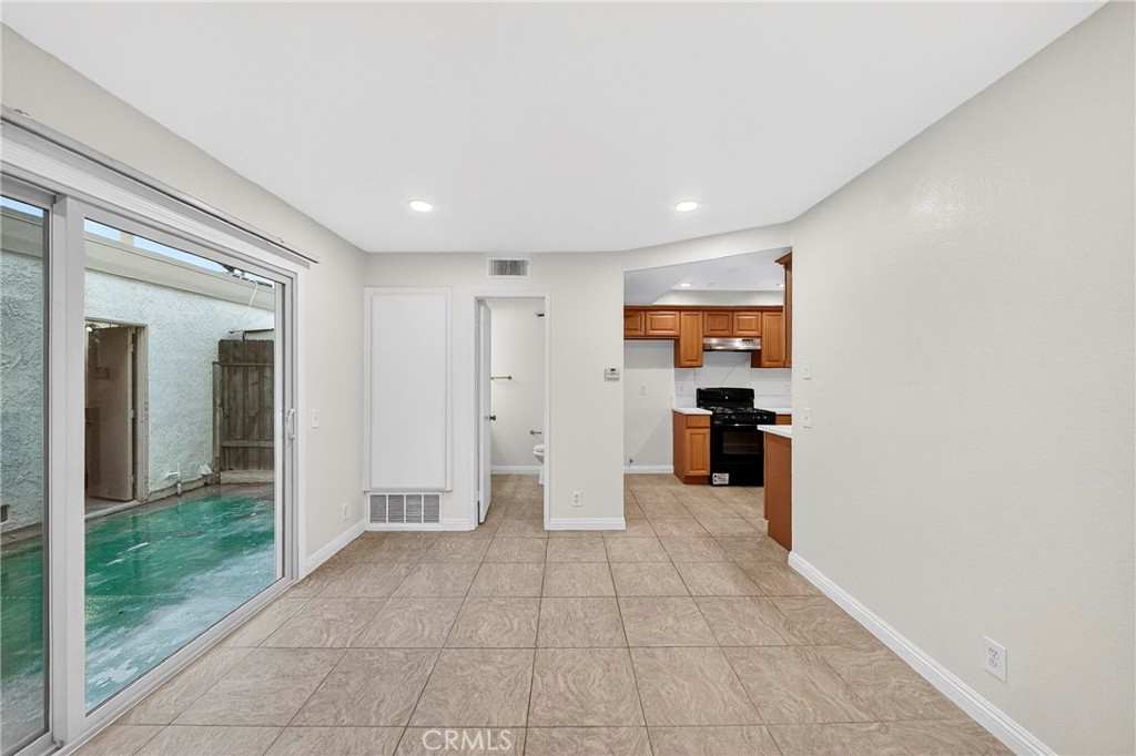 MLS #PW25265005 image #5