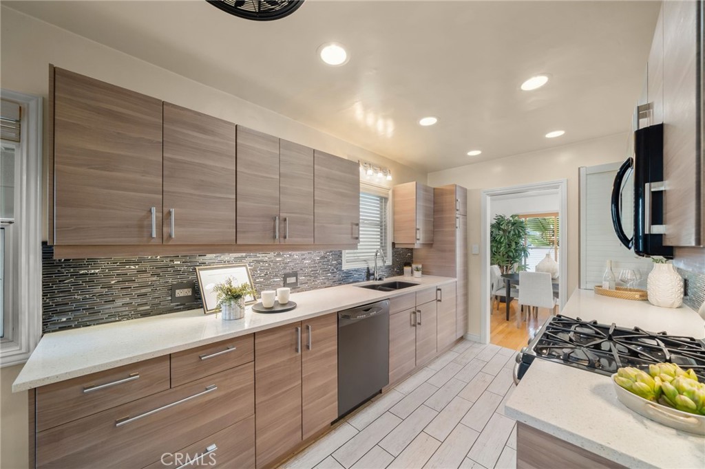 MLS #PW25265079 image #2