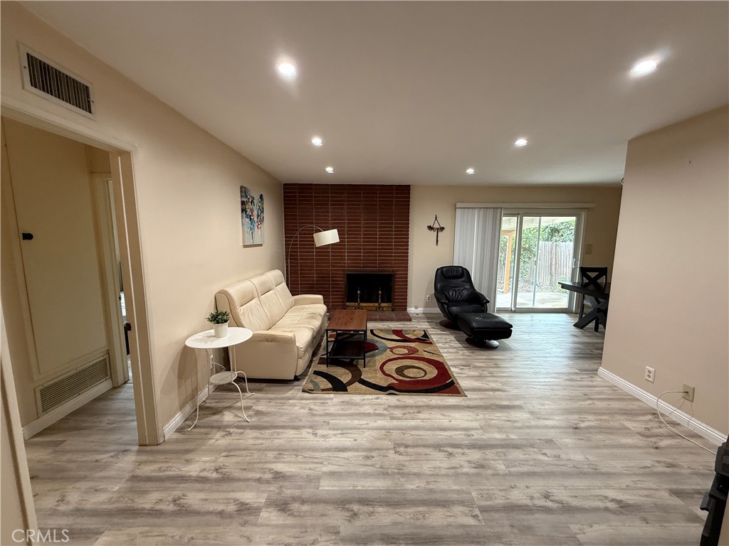 MLS #PW25265183 image #1