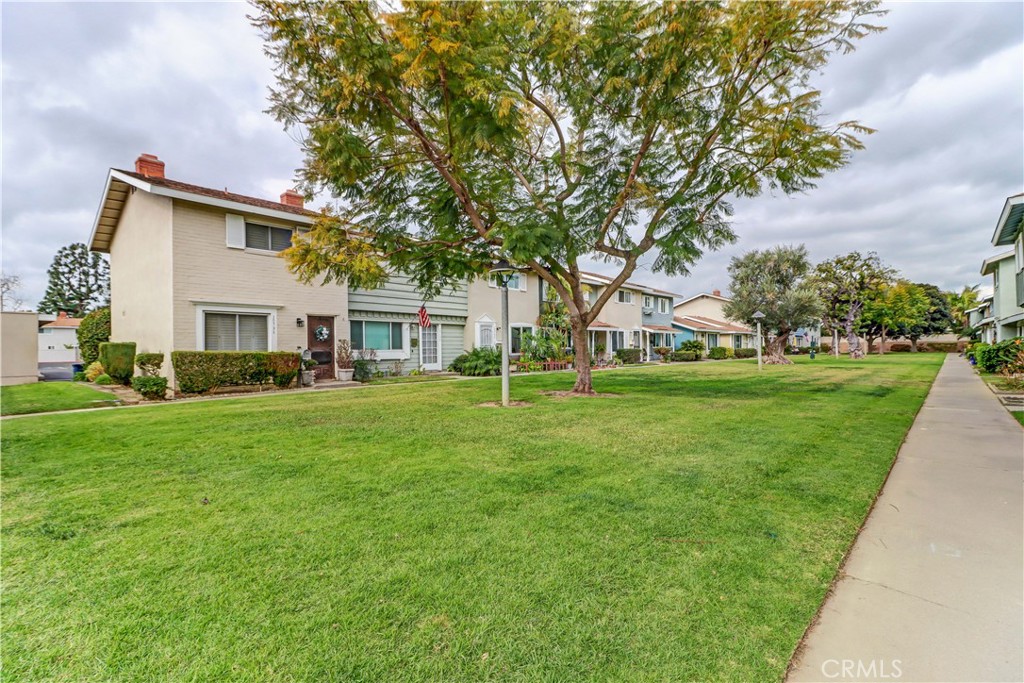 MLS #PW25265238 image #0