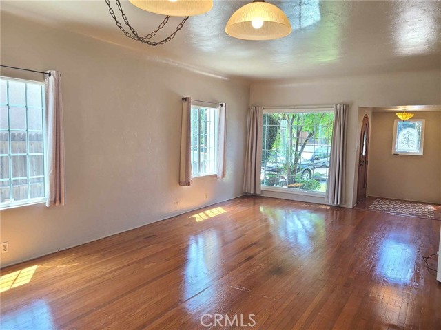 MLS #PW25265365 image #1