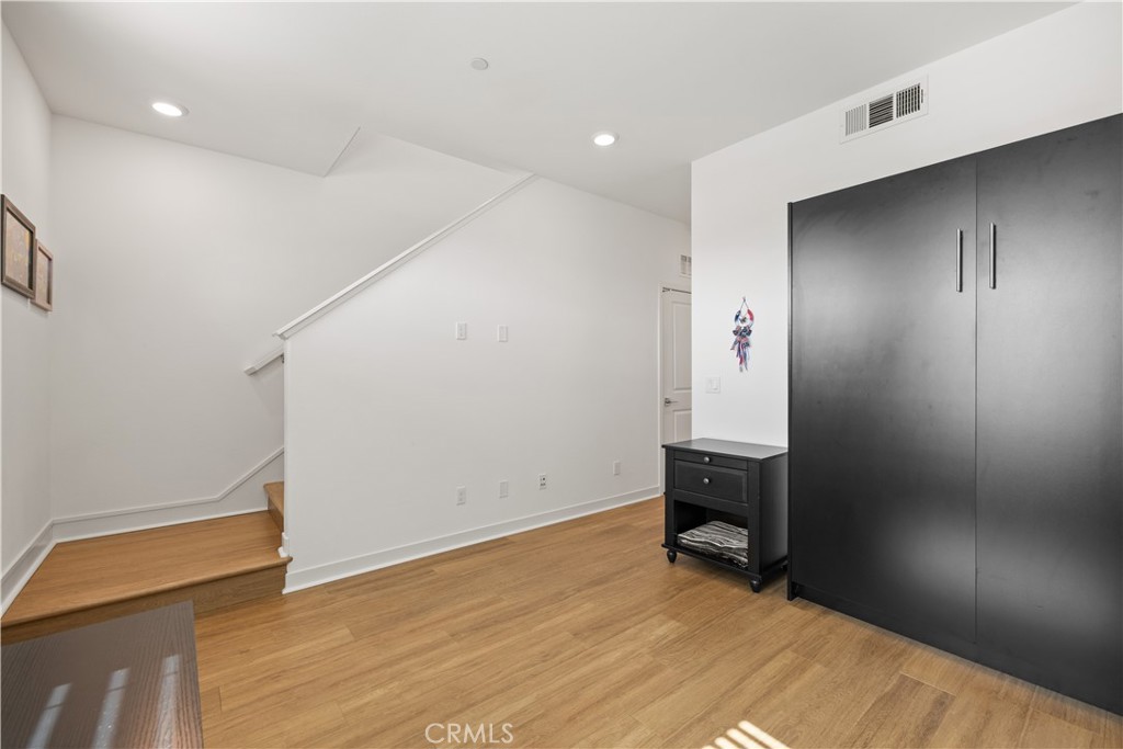 MLS #PW25265557 image #10