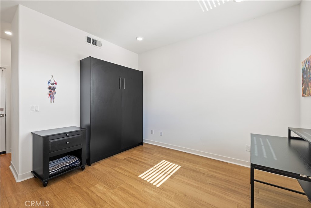 MLS #PW25265557 image #7