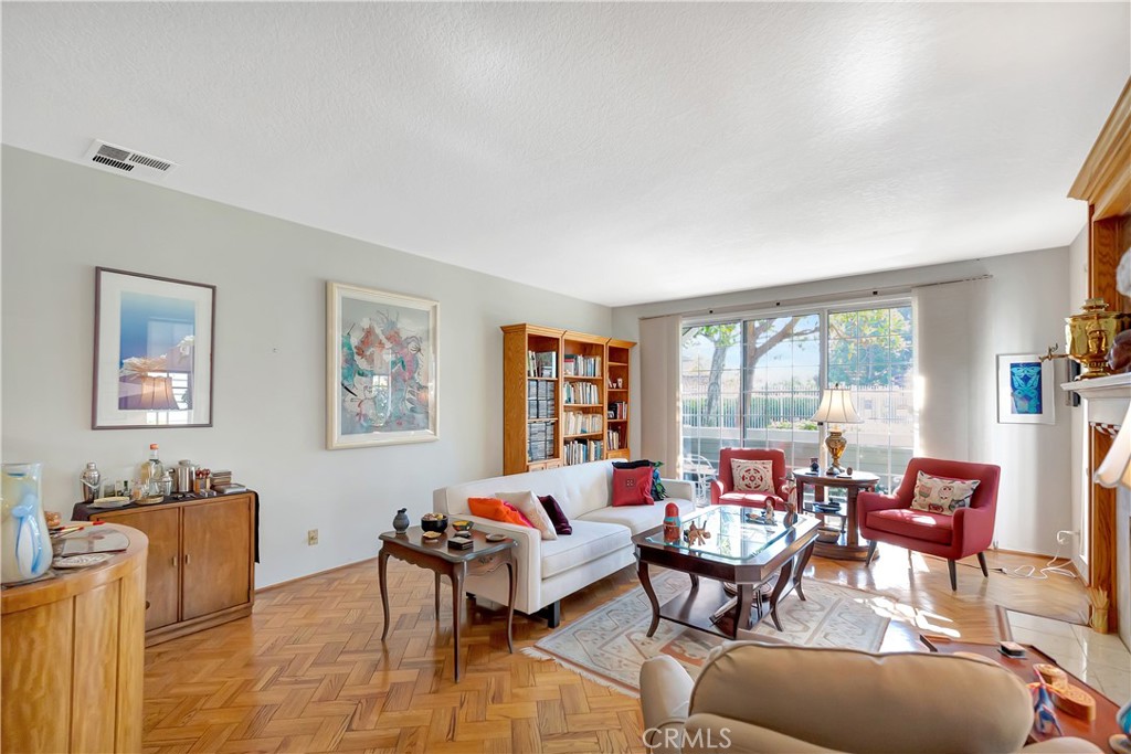 MLS #PW25265830 image #4