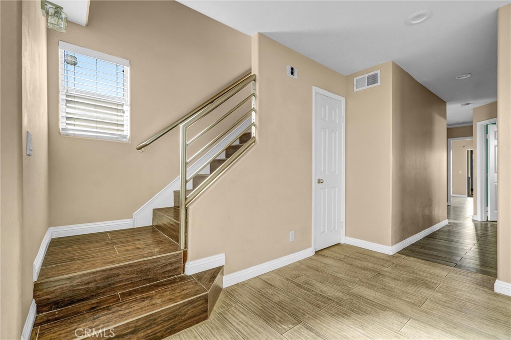 MLS #PW25265837 image #6