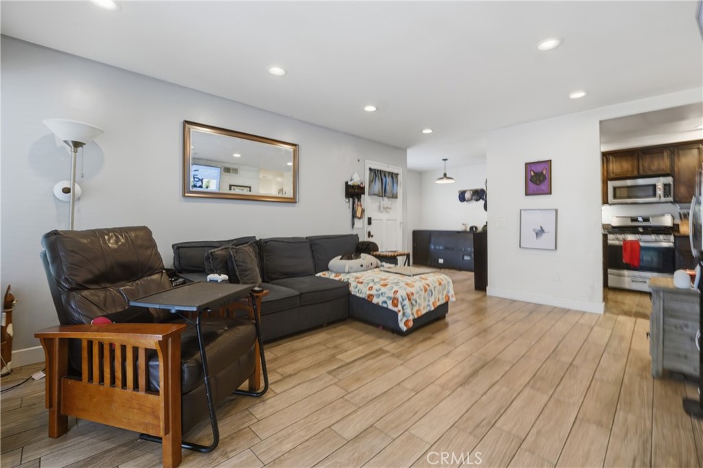 MLS #PW25265909 image #2