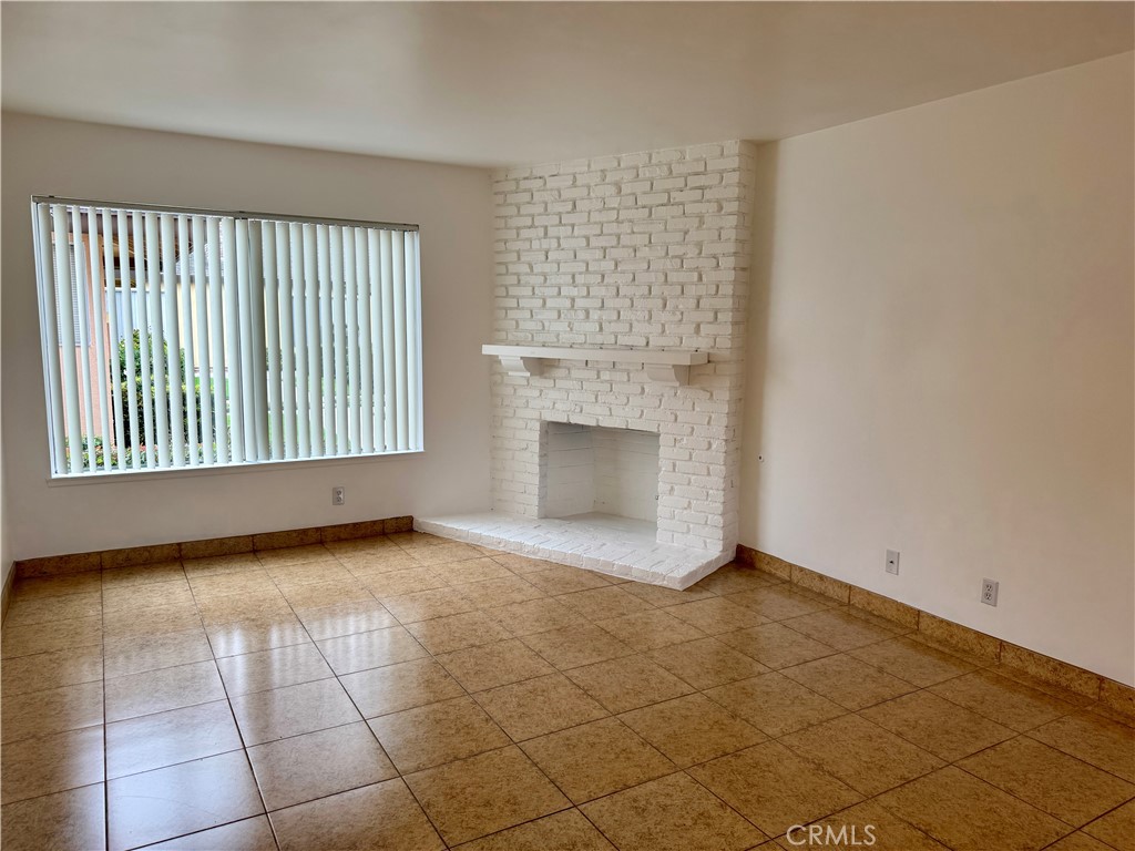 MLS #PW25265995 image #2