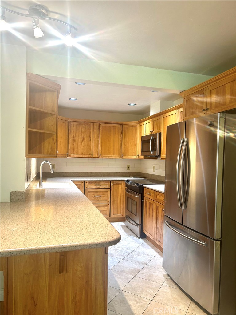 MLS #PW25266001 image #11