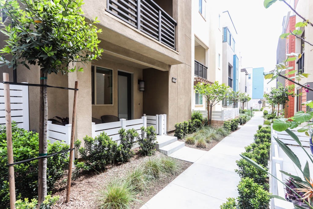 MLS #PW25266170 image #1