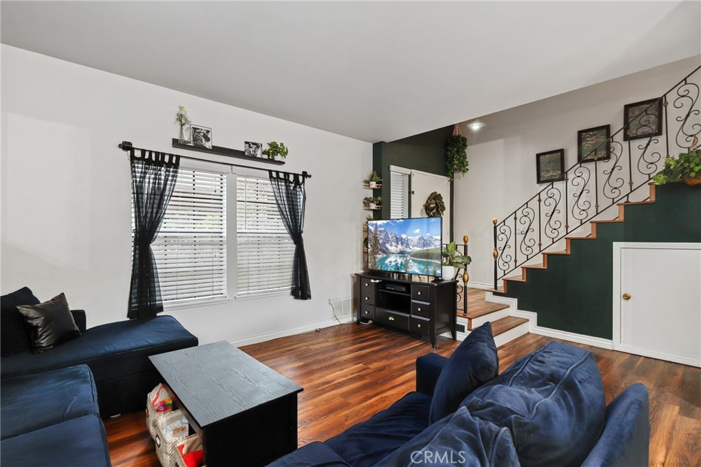 MLS #PW25266182 image #5