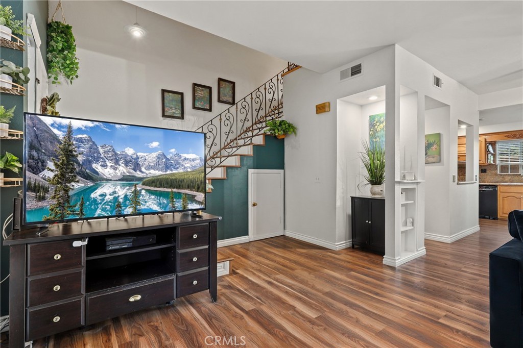 MLS #PW25266182 image #7