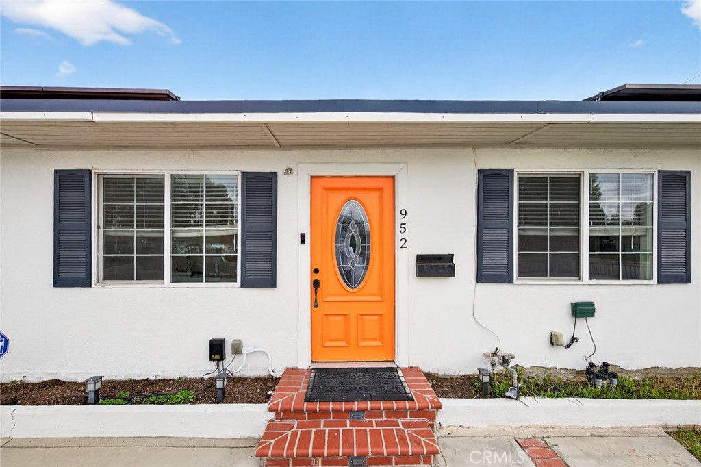 MLS #PW25266307 image #1