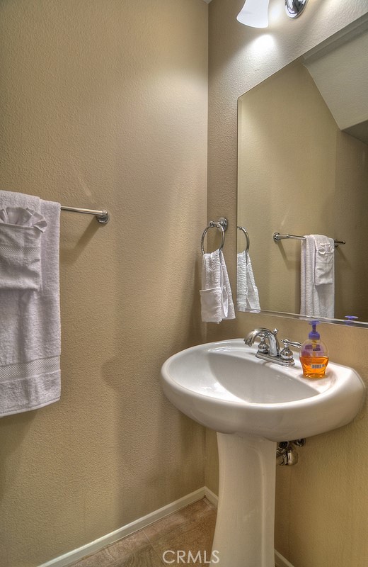 MLS #PW25266331 image #32