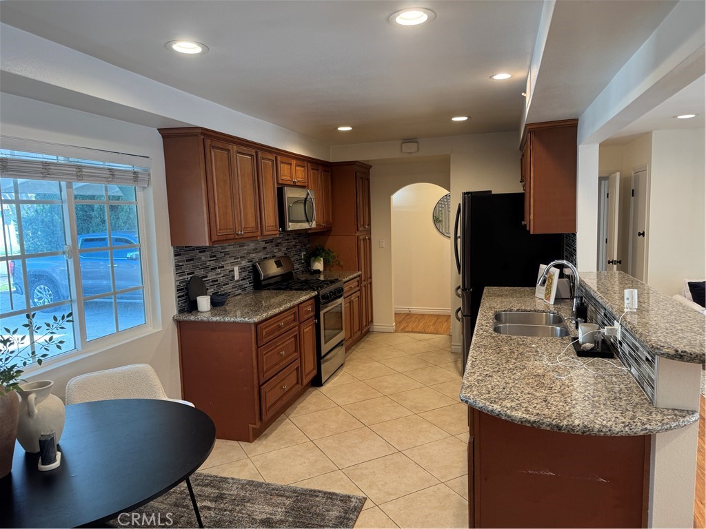 MLS #PW25266545 image #11