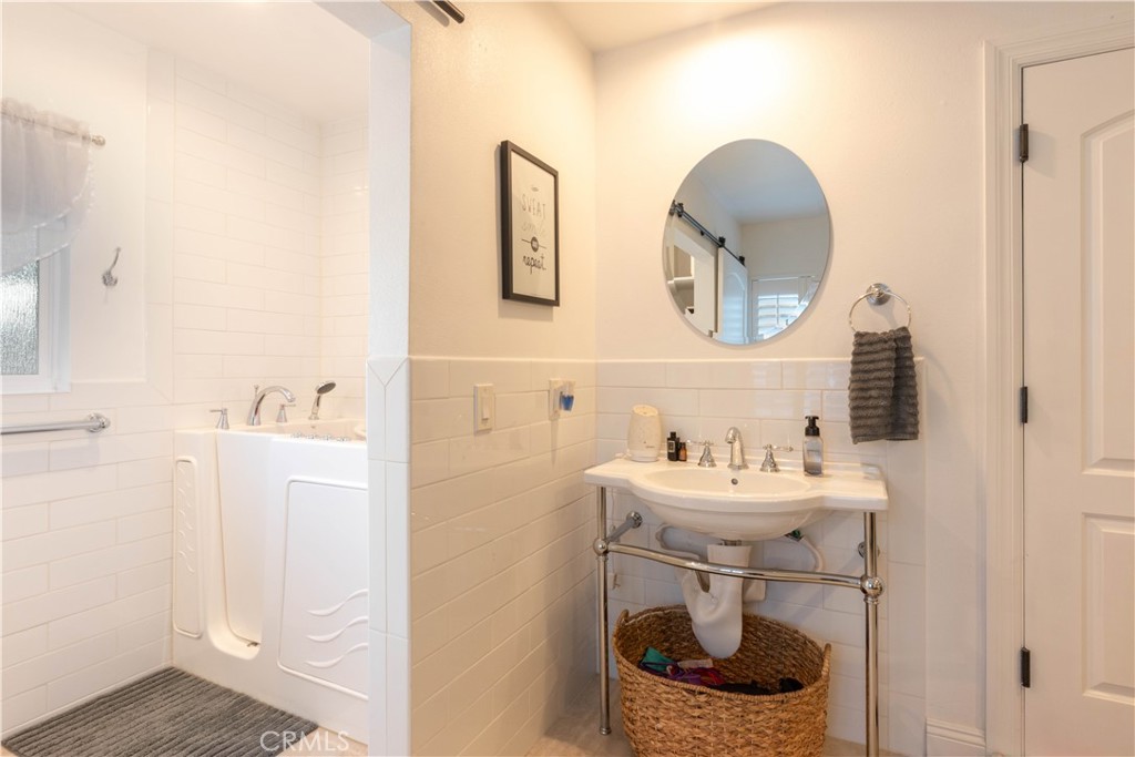 MLS #PW25266598 image #25