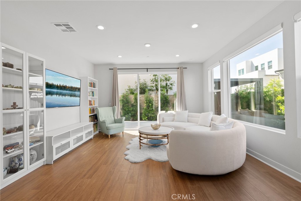 MLS #PW25266603 image #4