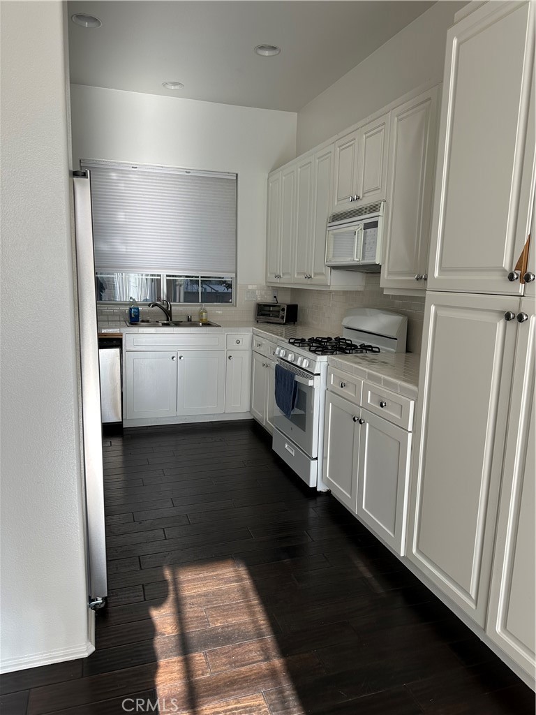 MLS #PW25266604 image #9