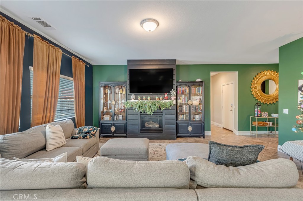 MLS #PW25267044 image #10