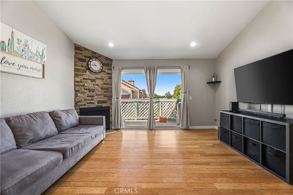 MLS #PW25267152 image #4