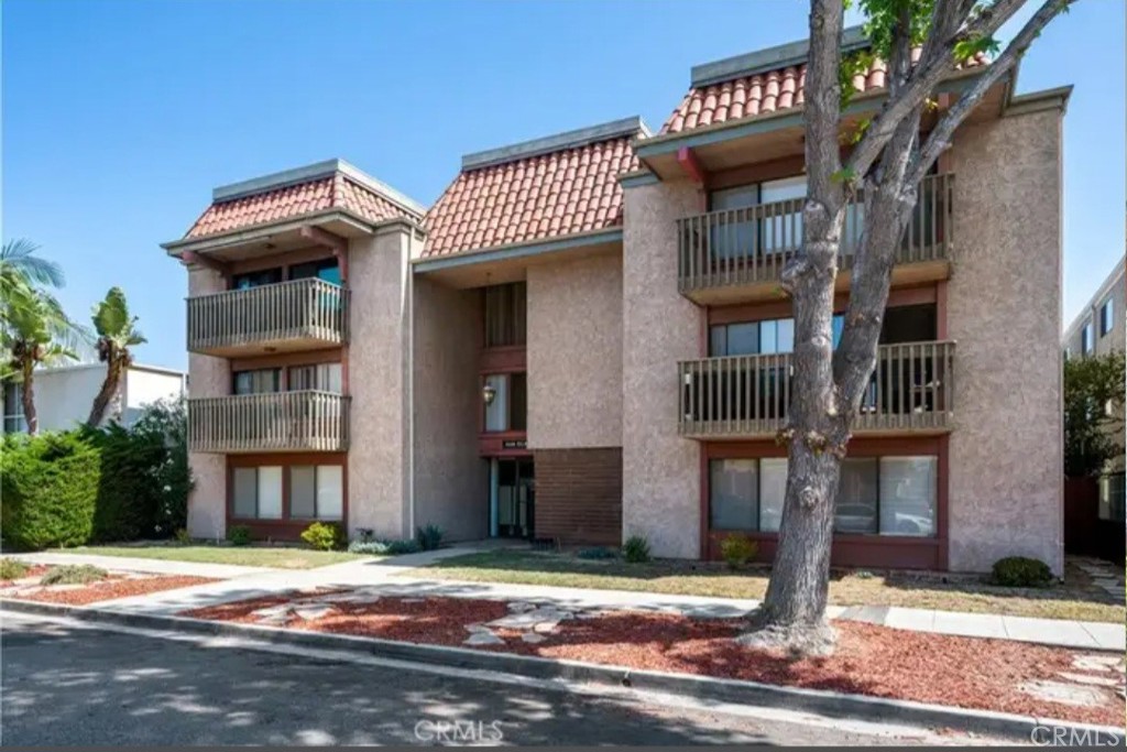 MLS #PW25267251 image #1