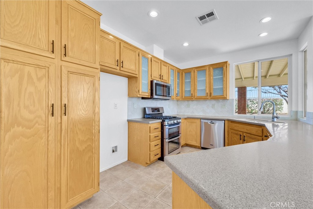 MLS #PW25267301 image #12