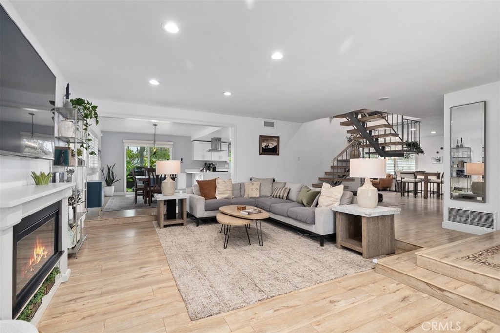 MLS #PW25267400 image #5