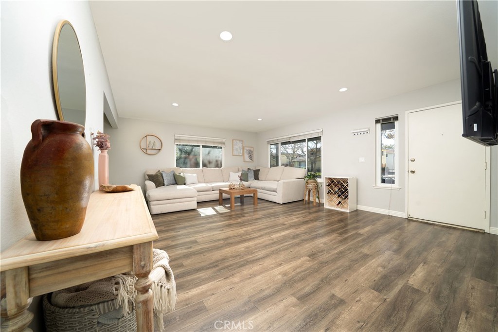 MLS #PW25267685 image #1