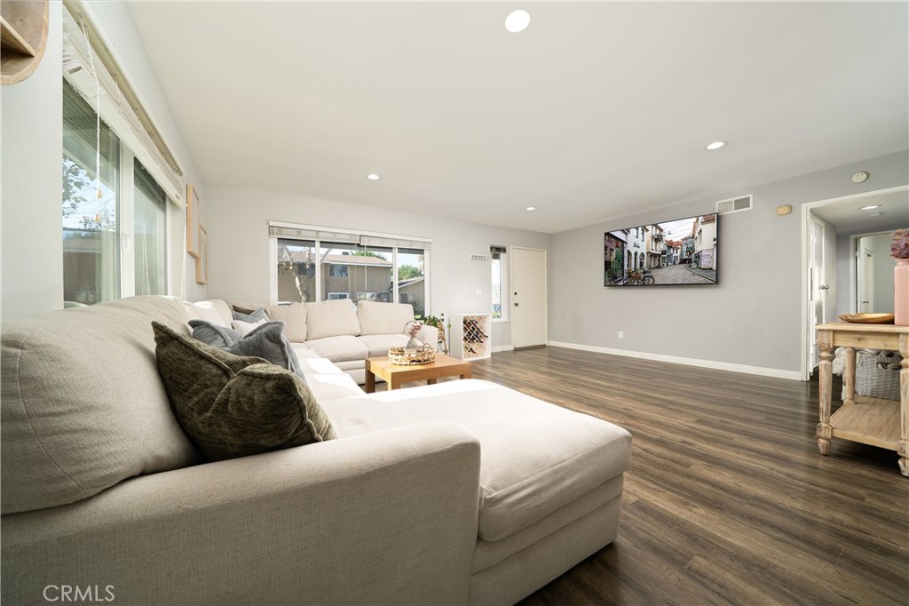 MLS #PW25267685 image #2