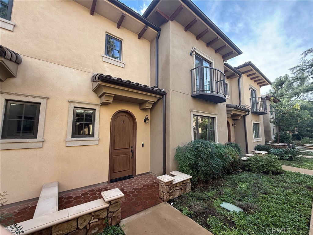 MLS #PW25267771 image #1