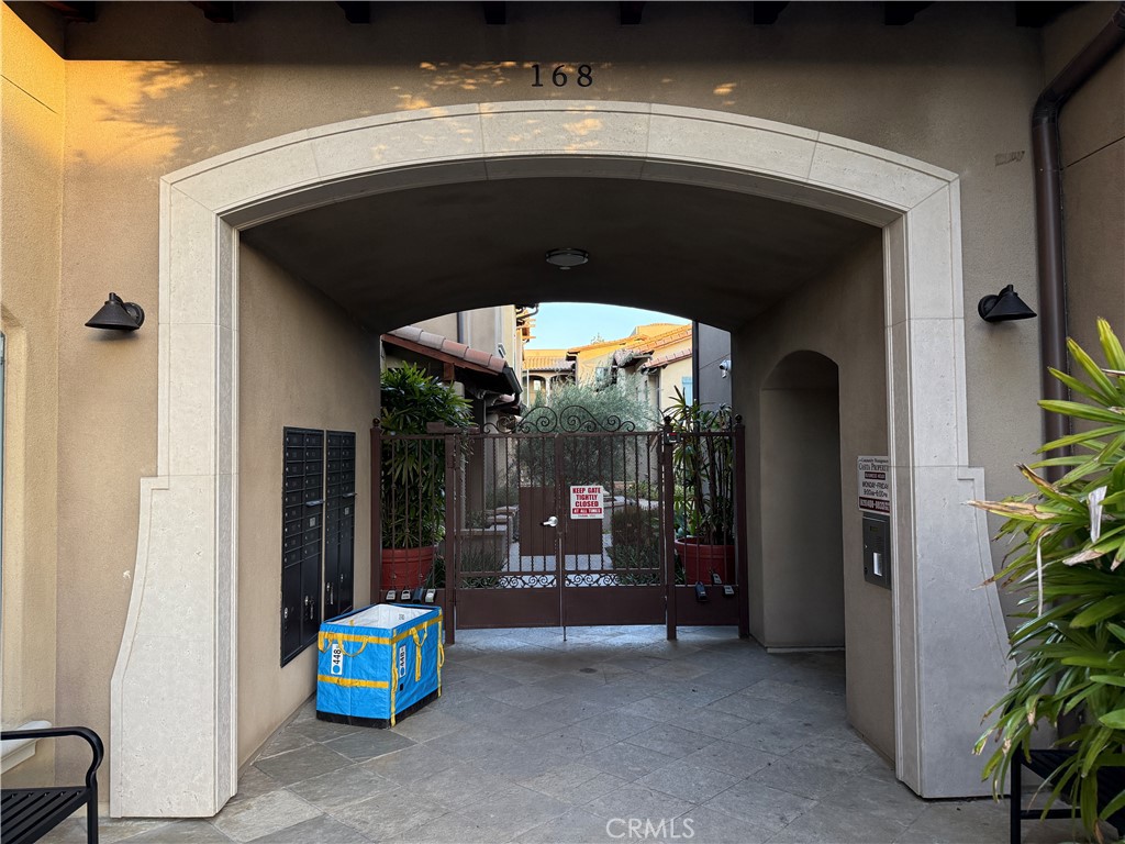 MLS #PW25267772 image #1