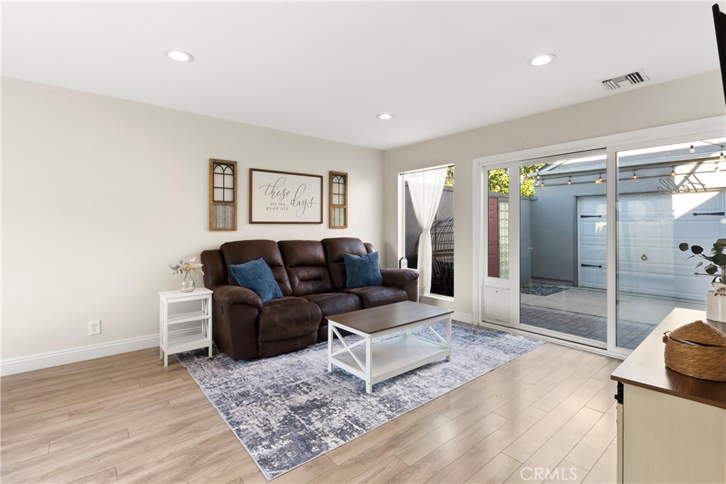 MLS #PW25267776 image #1