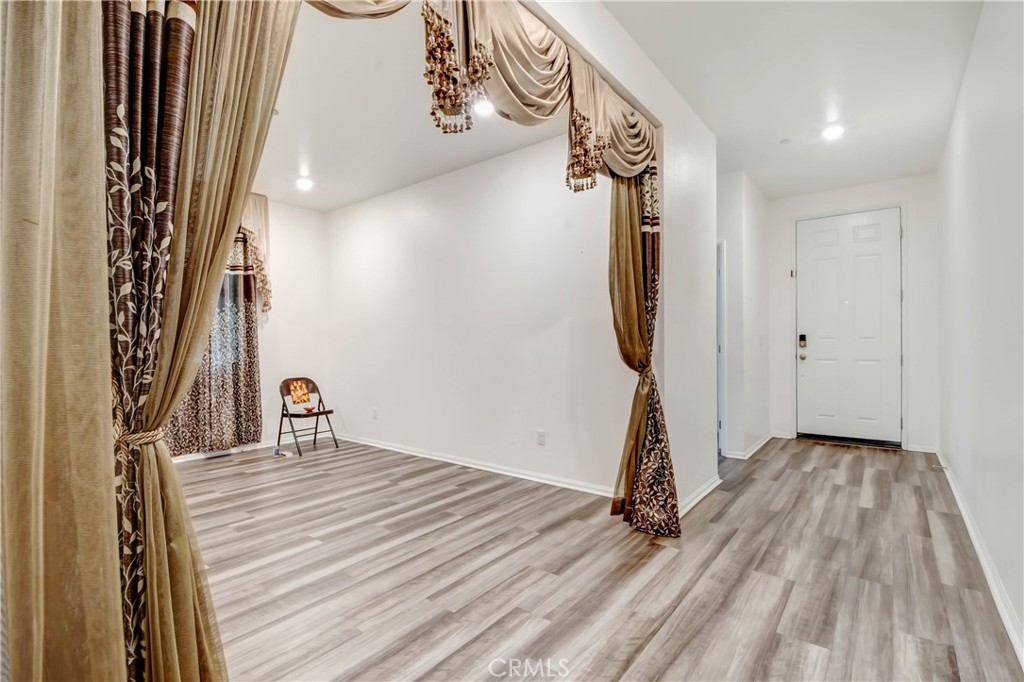 MLS #PW25267853 image #1