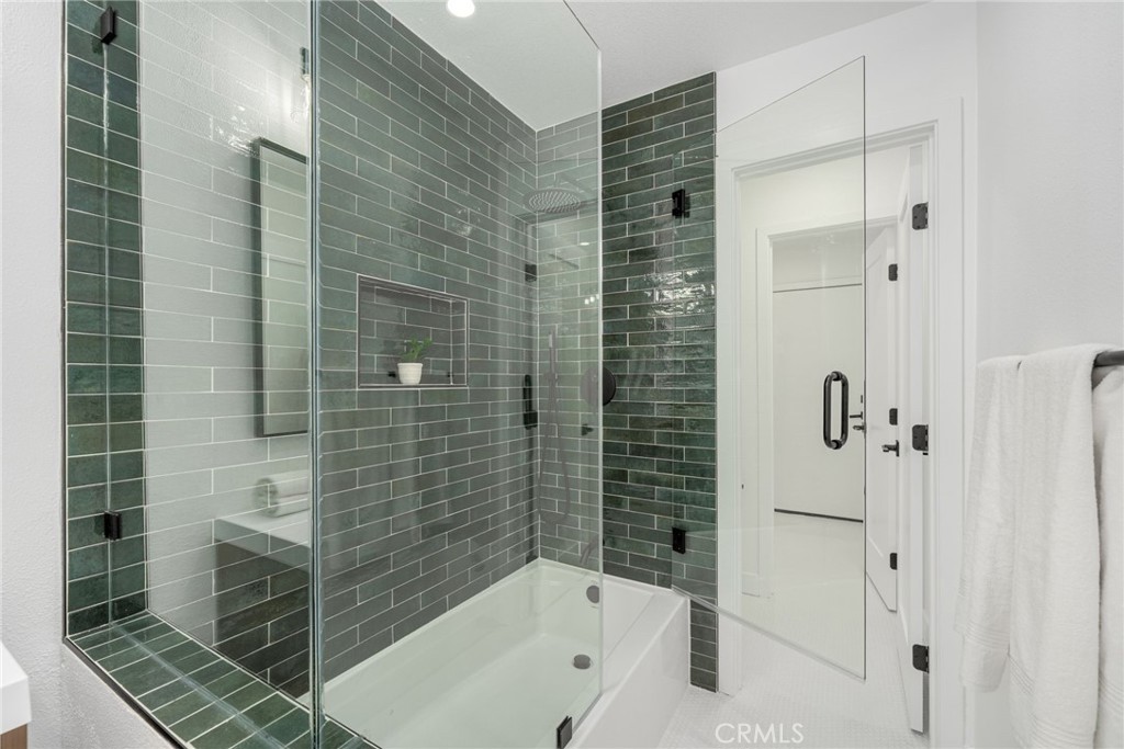 MLS #PW25267899 image #23