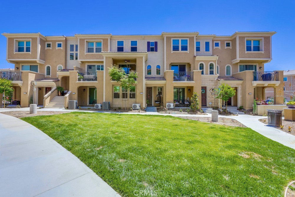 MLS #PW25267924 image #1