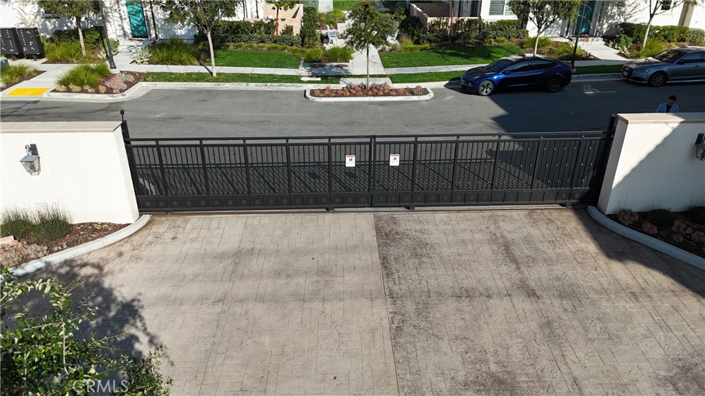 MLS #PW25268005 image #2