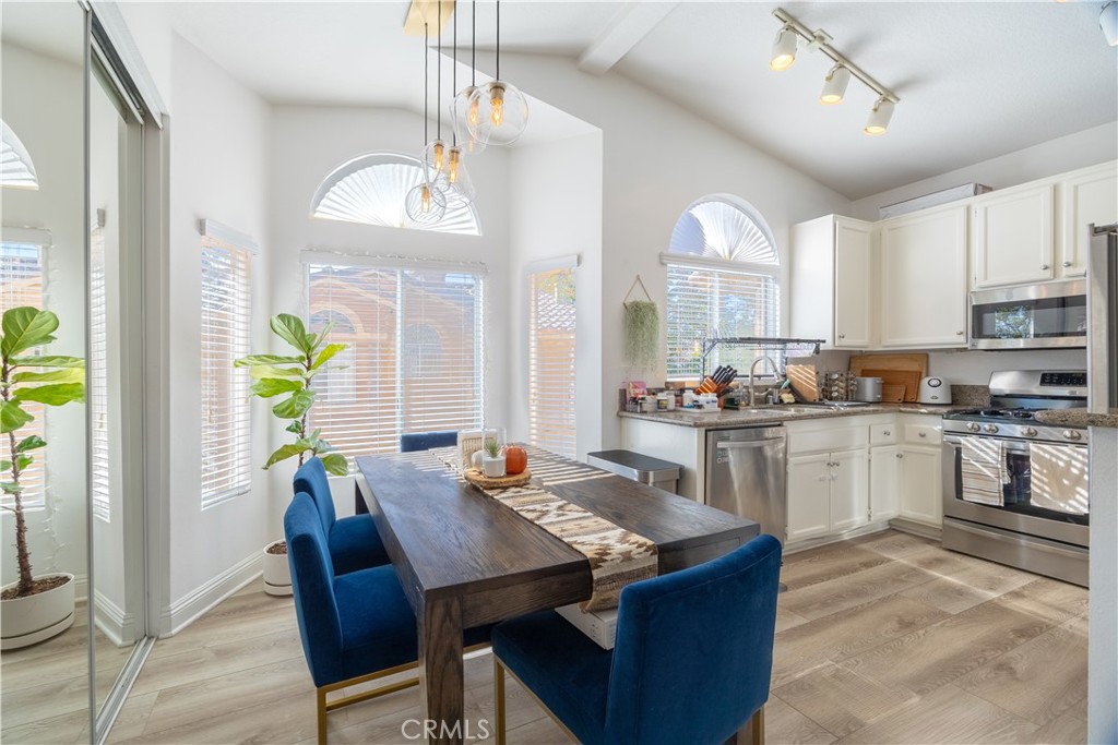 MLS #PW25268033 image #5