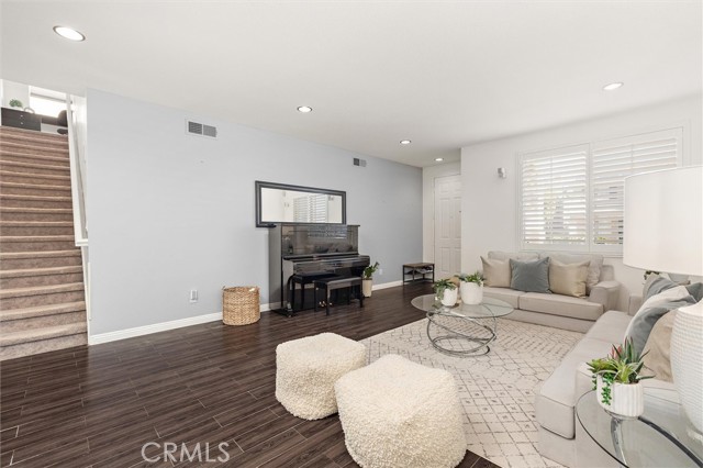 MLS #PW25268116 image #3