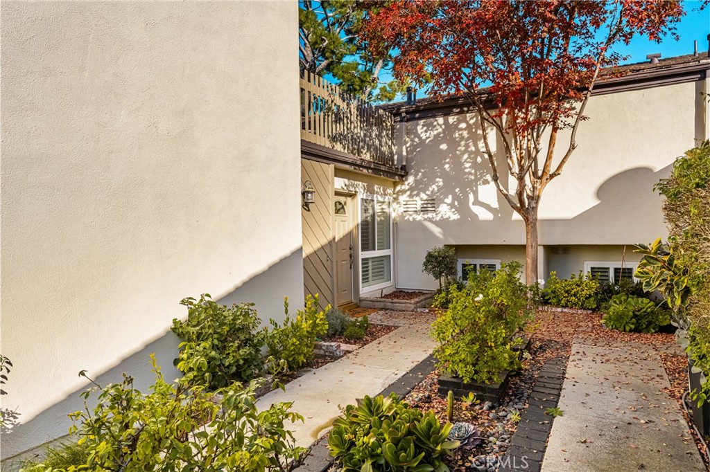 MLS #PW25268297 image #1