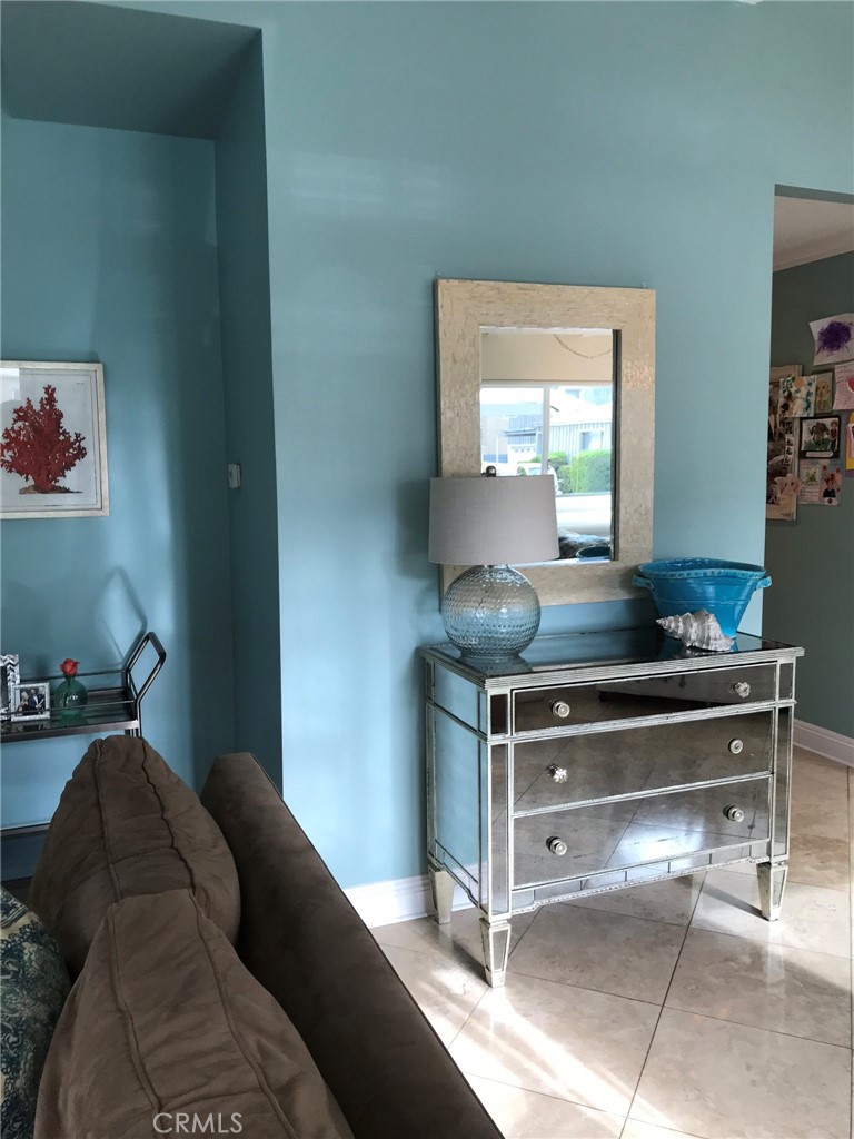 MLS #PW25266494 image #1