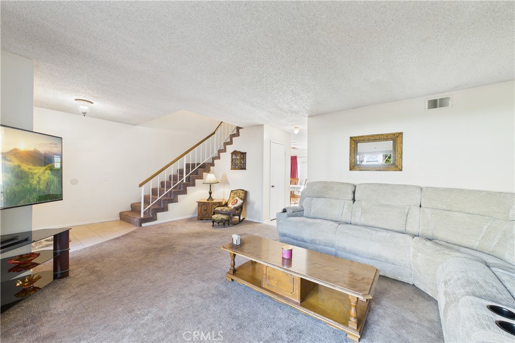 MLS #PW25269015 image #5