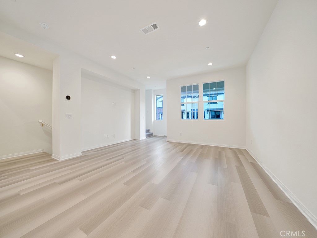 MLS #PW25269307 image #4