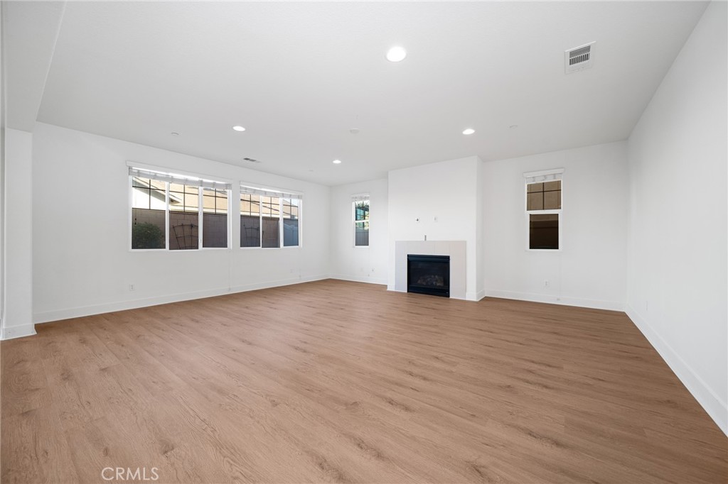 MLS #PW25269404 image #4