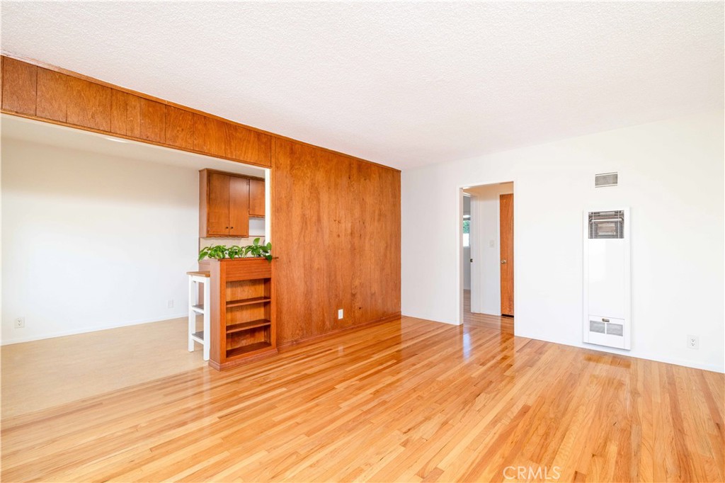 MLS #PW25269428 image #2