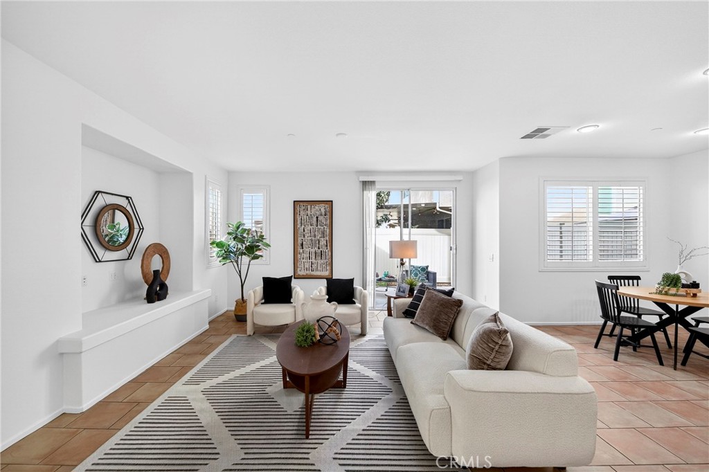 MLS #PW25269791 image #2