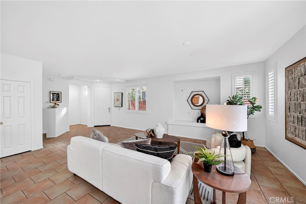 MLS #PW25269791 image #5