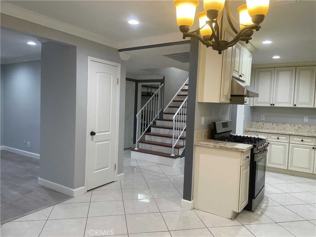 MLS #PW25270003 image #3