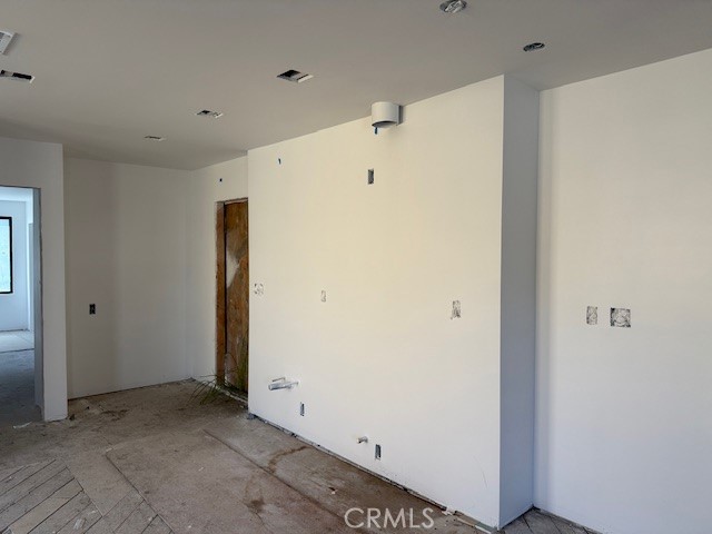 MLS #PW25270150 image #5