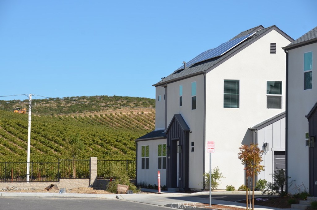 MLS #PW25270289 image #0