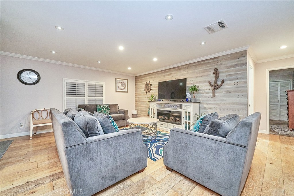 MLS #PW25270296 image #9